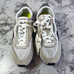 Reebok CL Legacy Unisexe Running Course a Pied S24170 Size 3.5 .